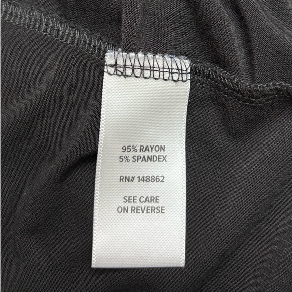 NWOT, Torrid, Perfect Super Soft Crew Tee, 4X, Black - Picture 6 of 8